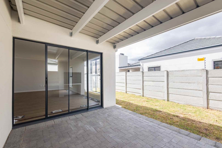 To Let 3 Bedroom Property for Rent in Jacarandas Western Cape